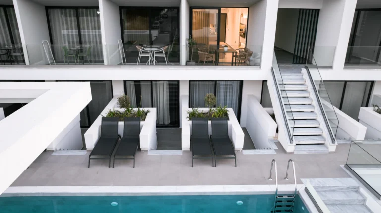 nemausa luxury living pool3