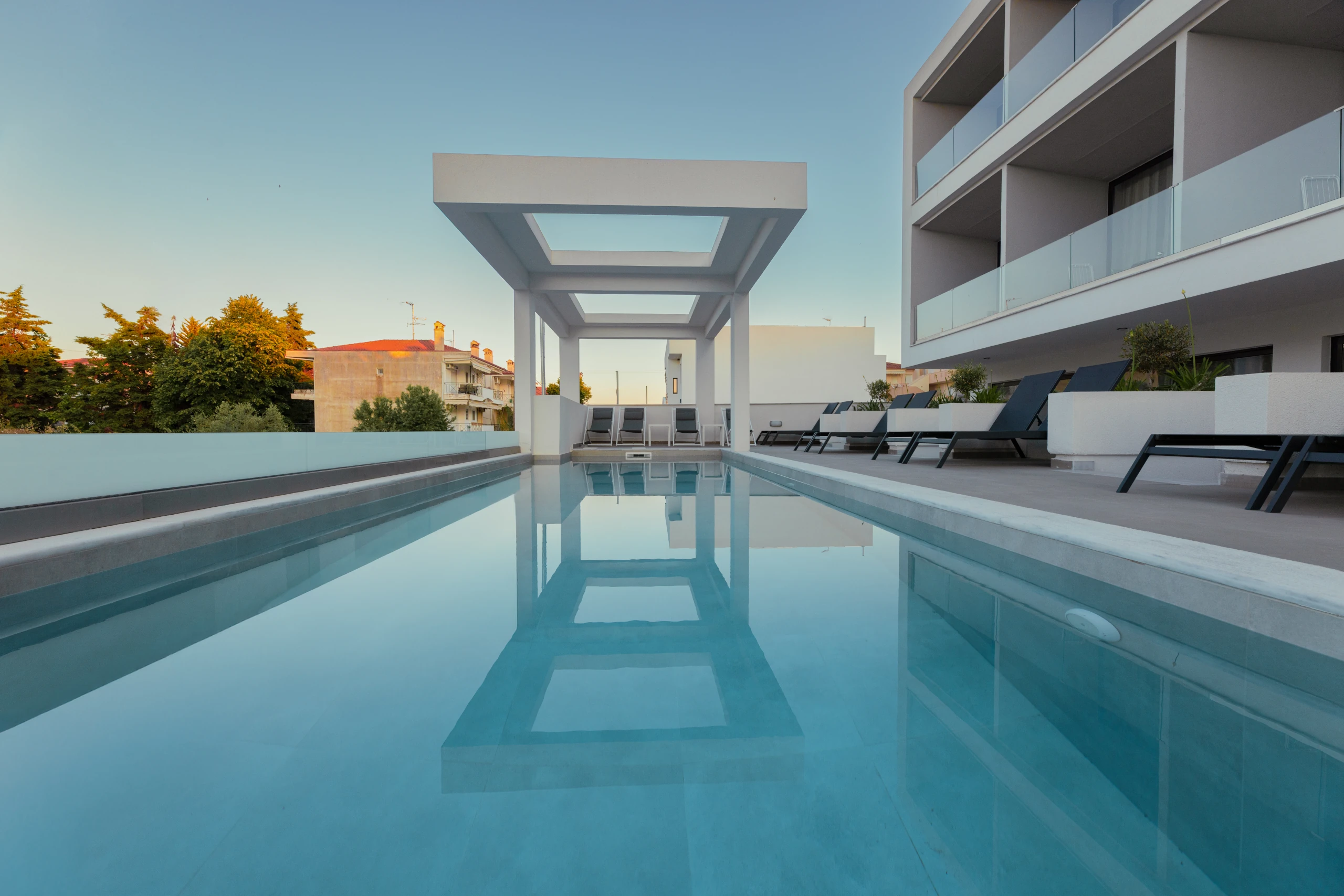 nemausa pool3